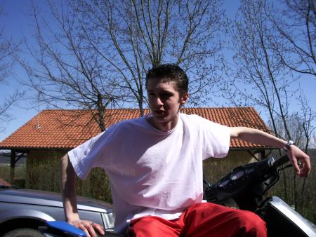 greg qui retape son scoot